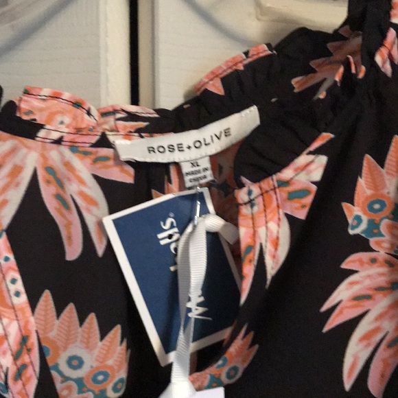 NWT Floral print shirt - Picture 4 of 5